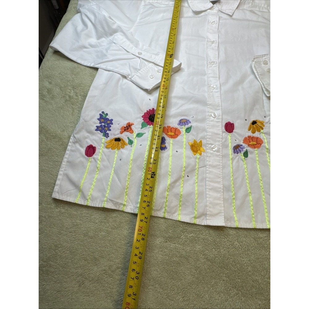 Quacker Factory women LArge L garden flower embroidered white‎ blouse shirt long - Picture 5 of 10